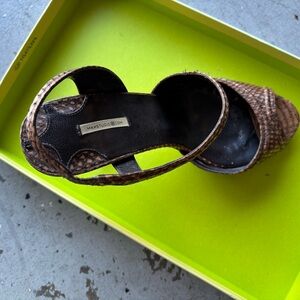 Max Studio Brown Snakeskin Heels